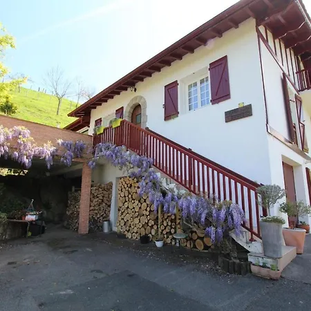 Mendi Beheria Bi Hébergement de vacances