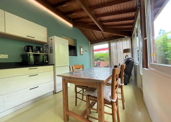 Mendi Beheria Bi Semesterbostad